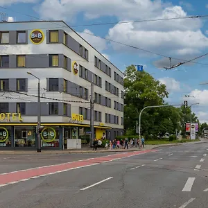 Hotel Dresden-messe, Dresden
